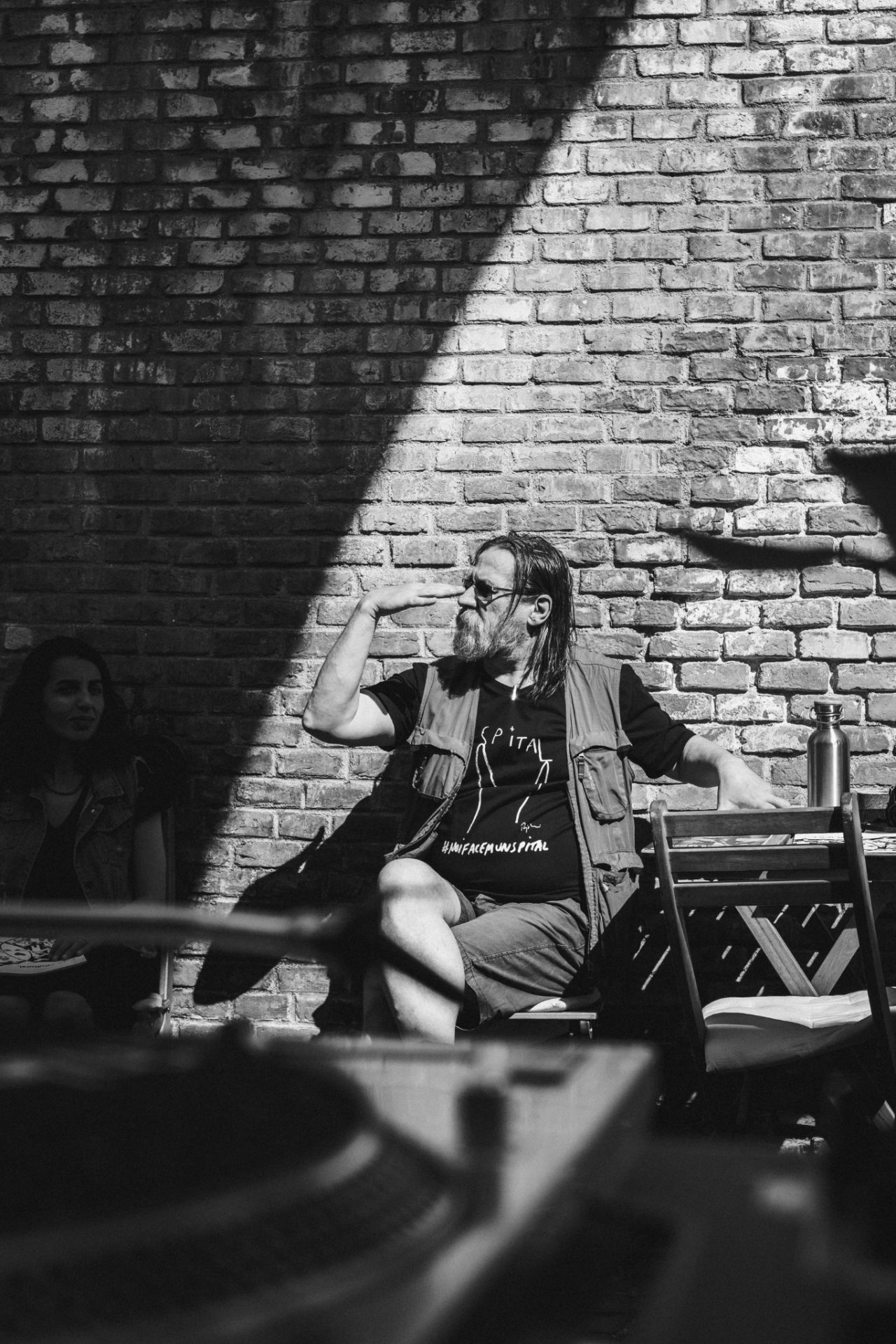 Dan Perjovschi credit Vlad Dumitru