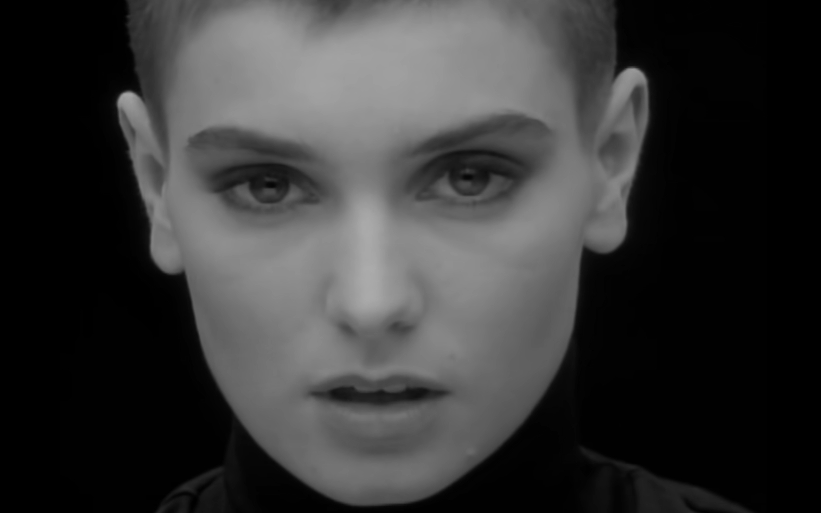 Sinead OConnor a murit