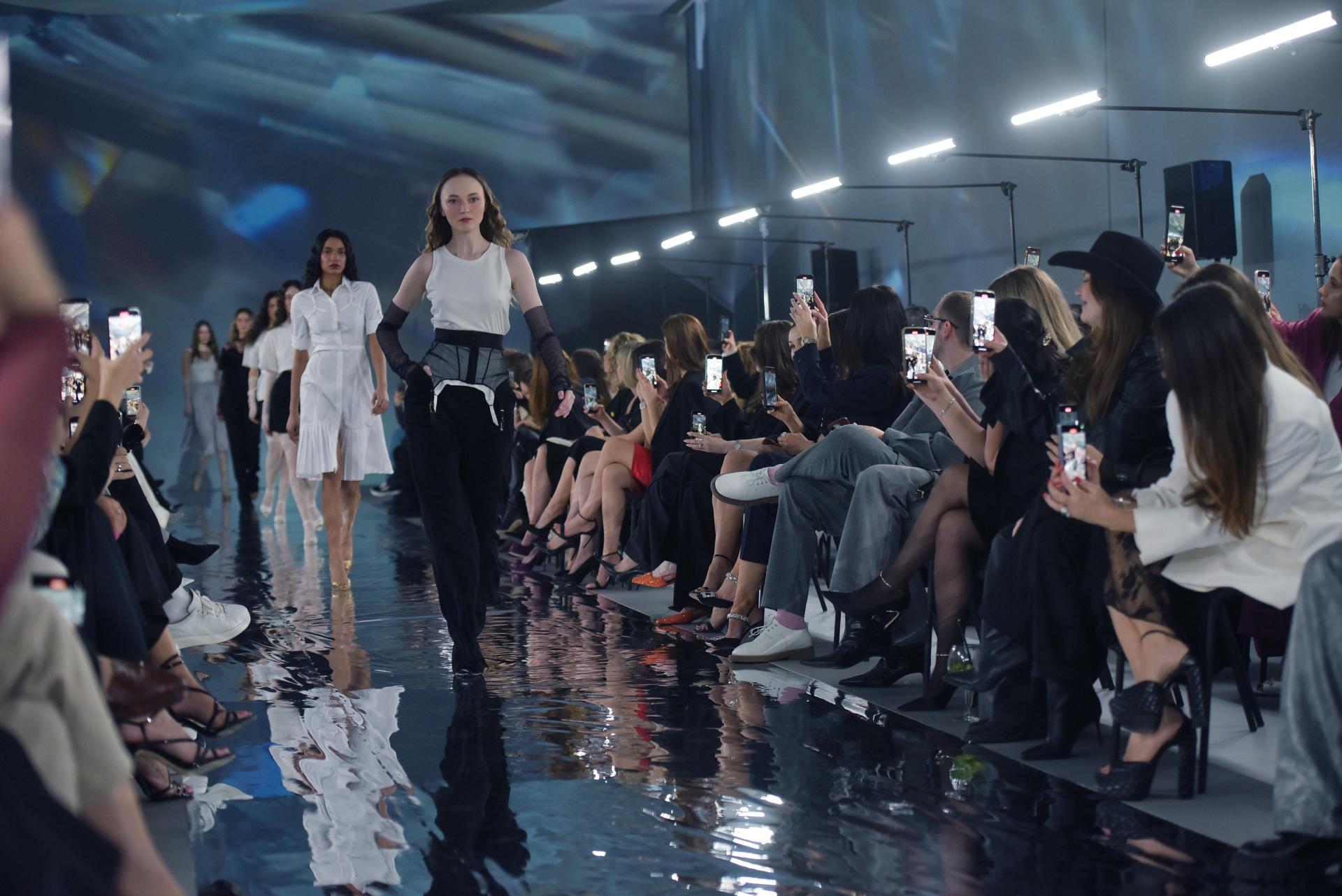 Great Expectations noua colectie MURMUR