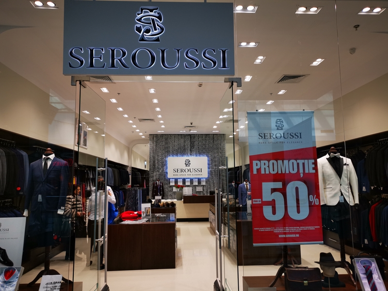 dreamstime s 168796306