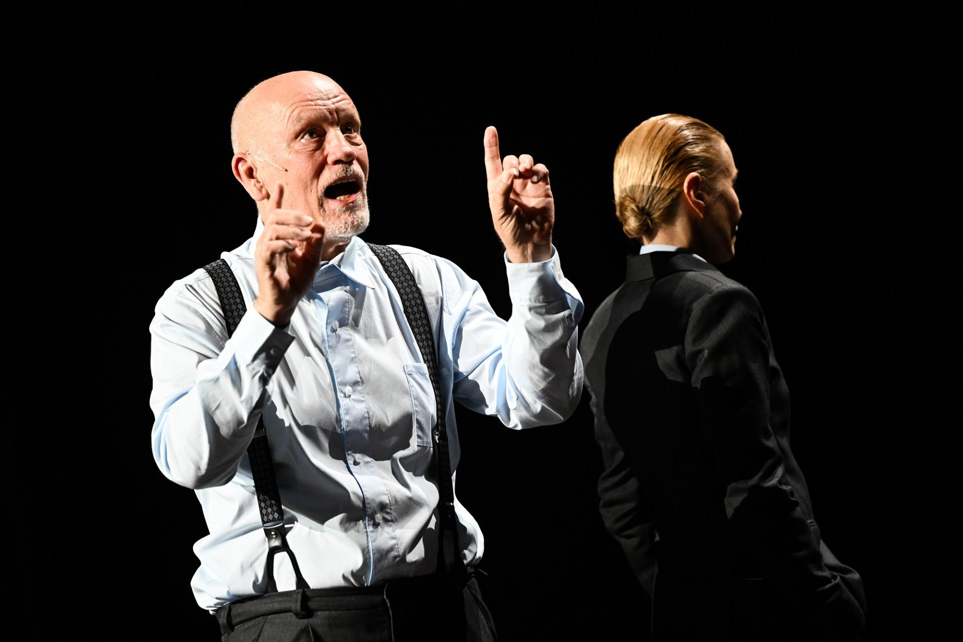 FITS 2024 DAY 6 In singuratatea campurilor de bumbac John Malkovich Ingeborga Dapkunaite c Sebastian Marcovici 4