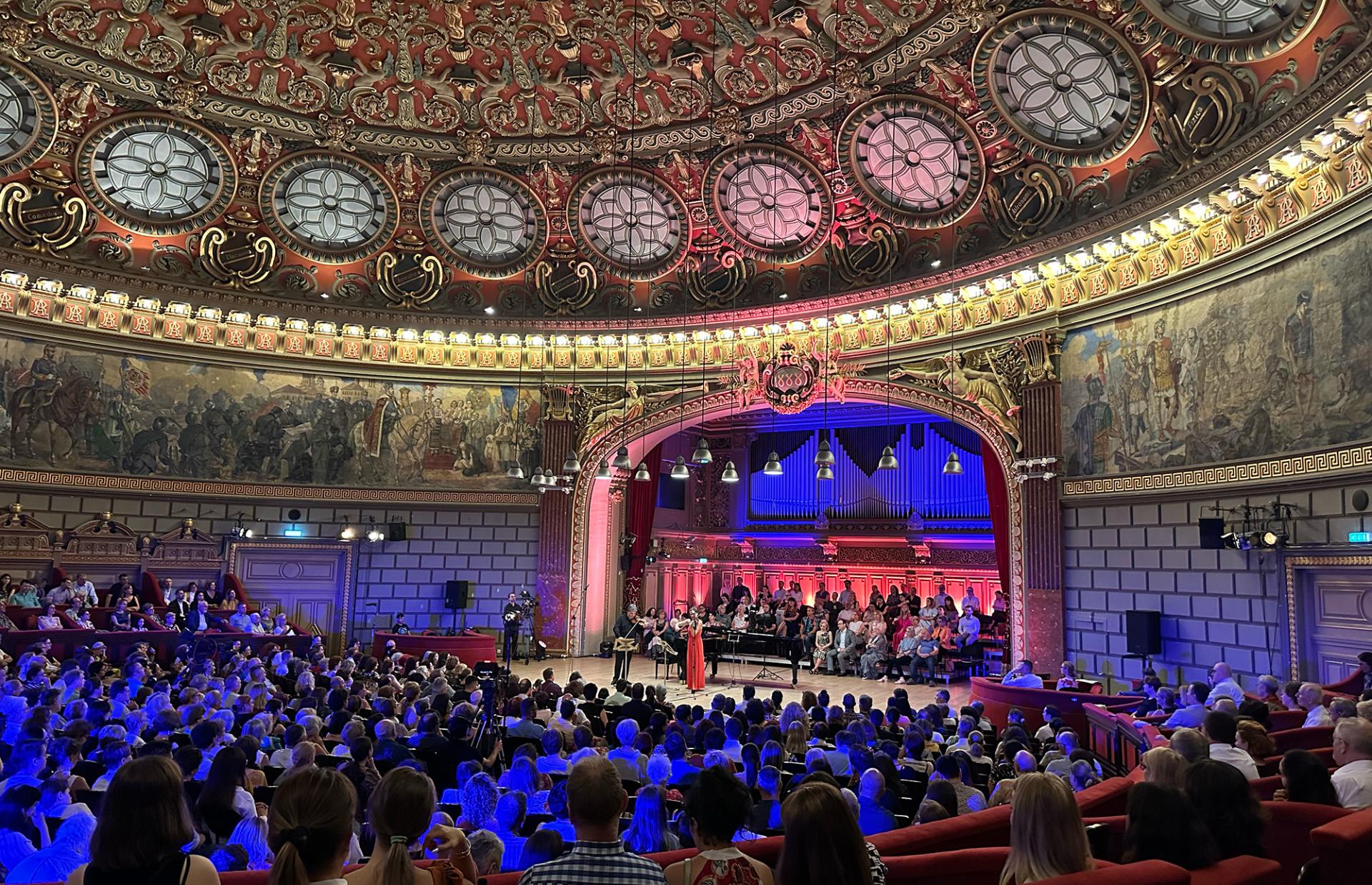 Toate cele patru viori ale lui George Enescu vor rasuna pe scena Ateneului Roman in deschiderea Festivalului International Vara Magica