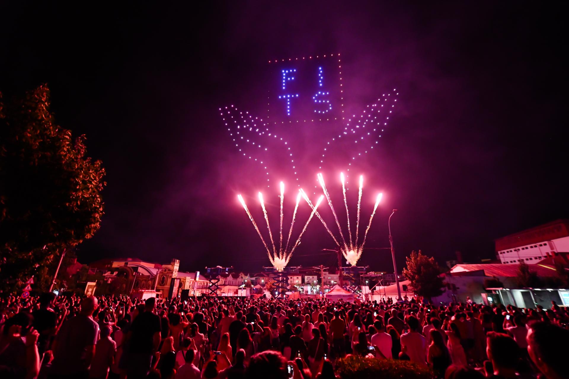 Multimedia Show C Dragos Dumitru 7