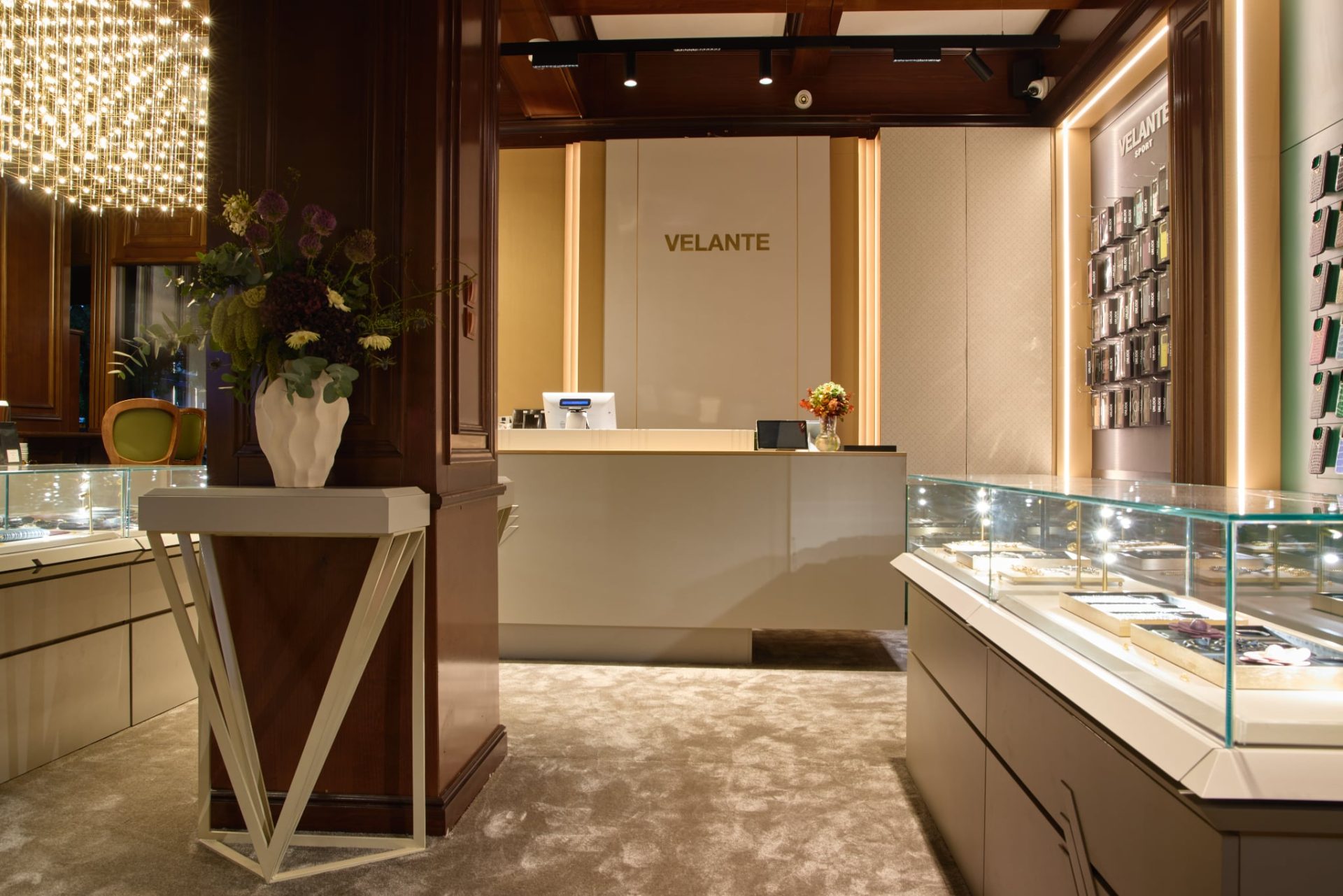 VELANTE Deschide Primul său Flagship Store în Zona de Nord a Bucureștiului: O Destinație Dedicată Eleganței Autentice 