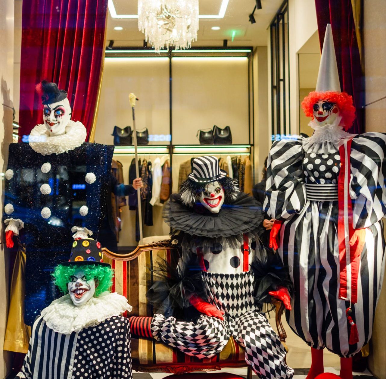 SECRETIST x DOINA LEVINTZA