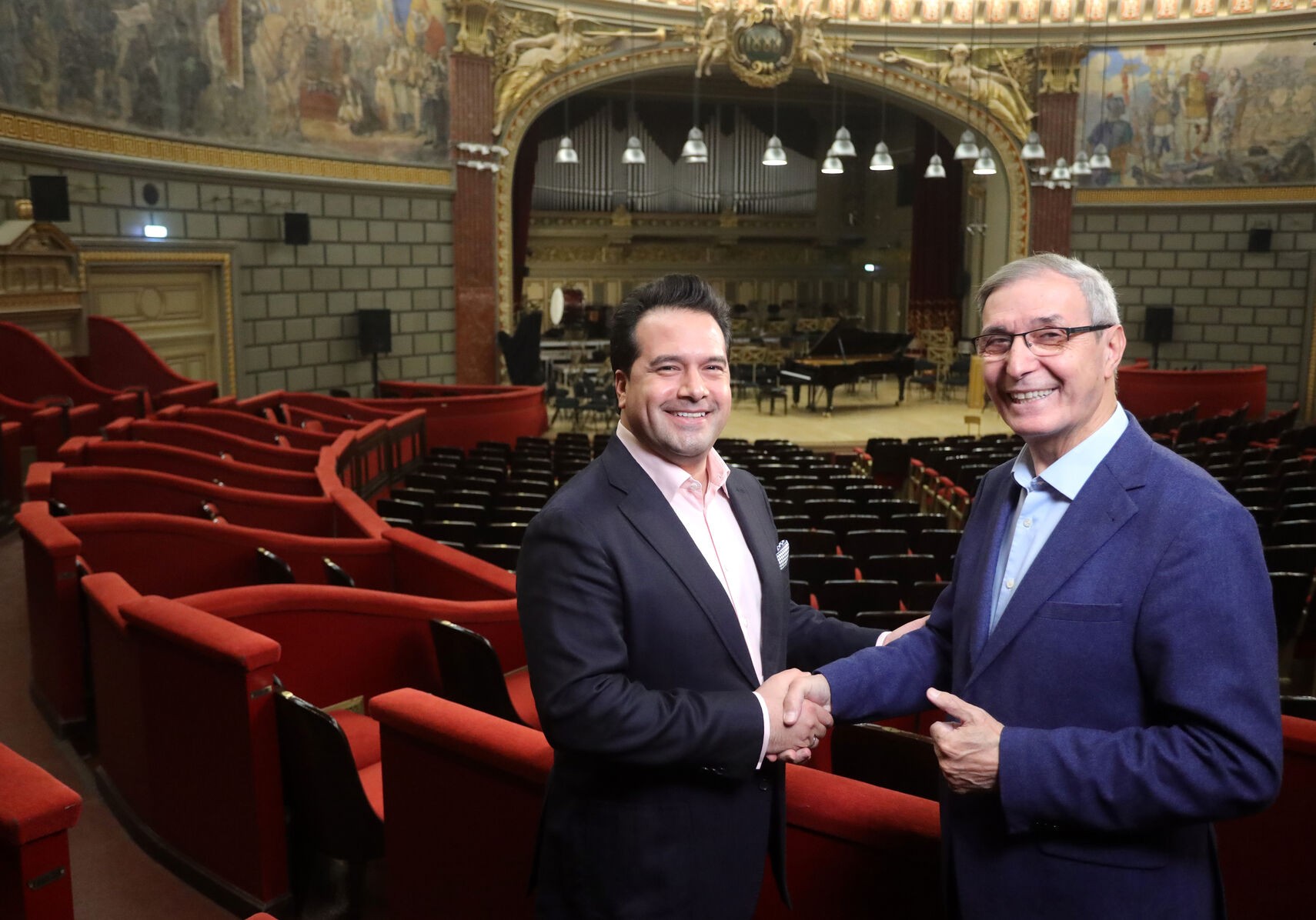 Marin Cazacu Director General al Filarmonicii George Enescu si Trevino