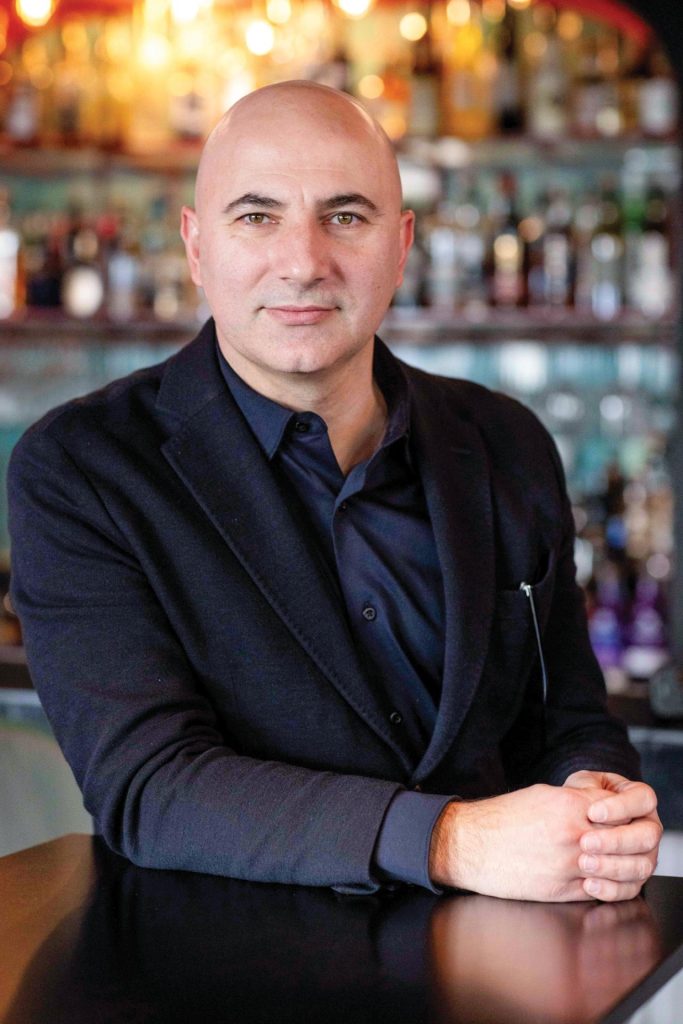 17 Viorel Ruse Salt Bank