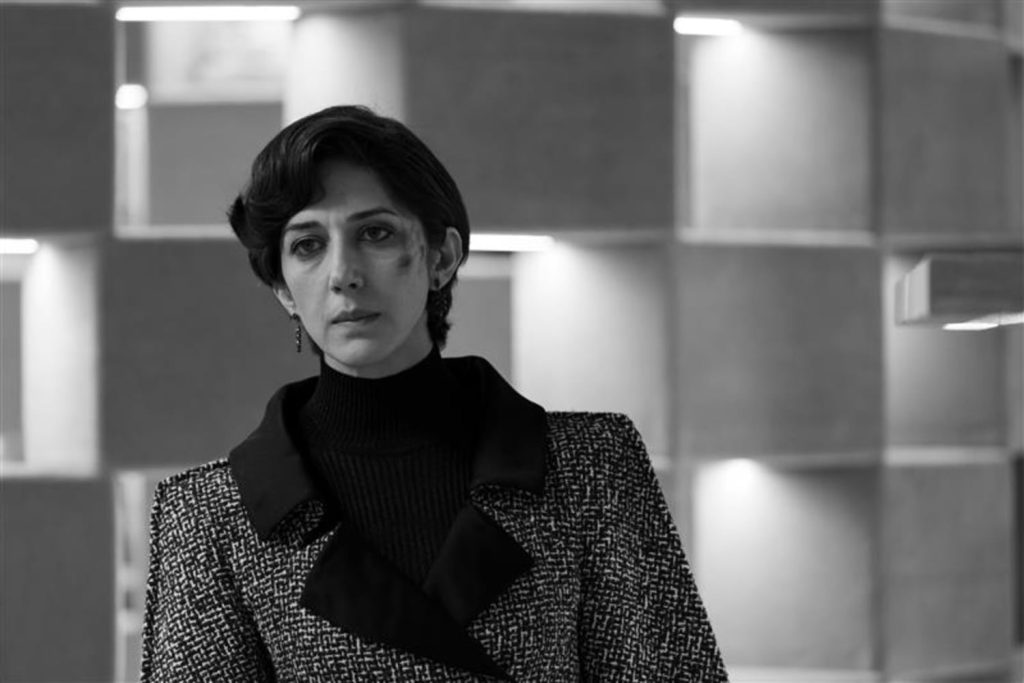 chanel two people exchanging saliva copyright tudor cucu 3 LD