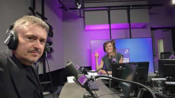 Cristian Mungiu la radio
