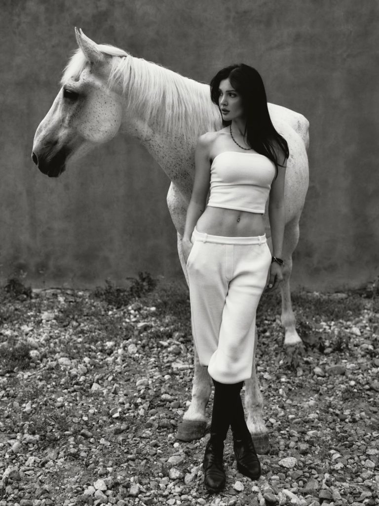 Kat Graham, Lady Amelia Spencer Mallett, Lady Eliza Spencer și Dina Sae, invitate la Singureni Manor Polo Cup 2026 43 Dina Sae