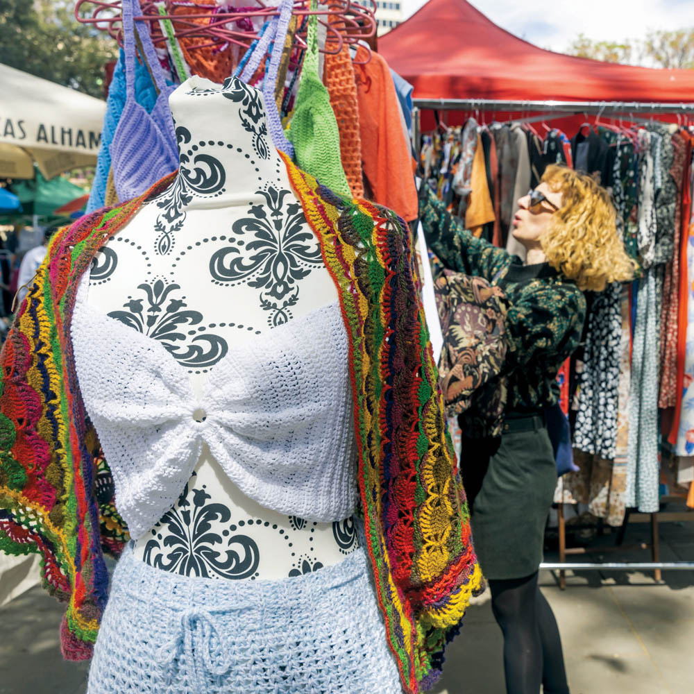 ReDress haine reciclare Dreamstime 284839600
