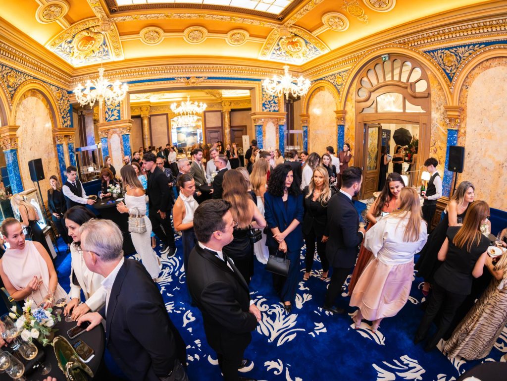 STIL Diamonds a celebrat 35 de ani de eleganță, măiestrie și povești care strălucesc 21 STIL Diamonds a celebrat 35 de ani 2